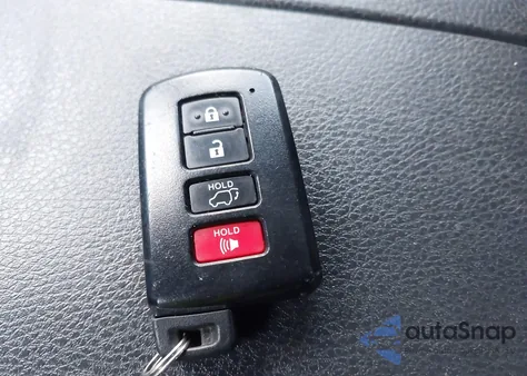 2019 Toyota Highlander Limited from USA, damaged, VIN 5TDDZRFH0KS732251